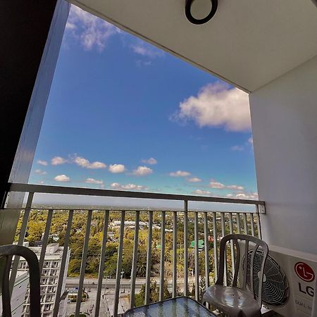 تاجيتاي The Pallet House, Wind Residences Tagaytay المظهر الخارجي الصورة